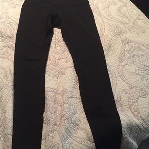 Lululemon Wunder Under Leggings (Size 12)